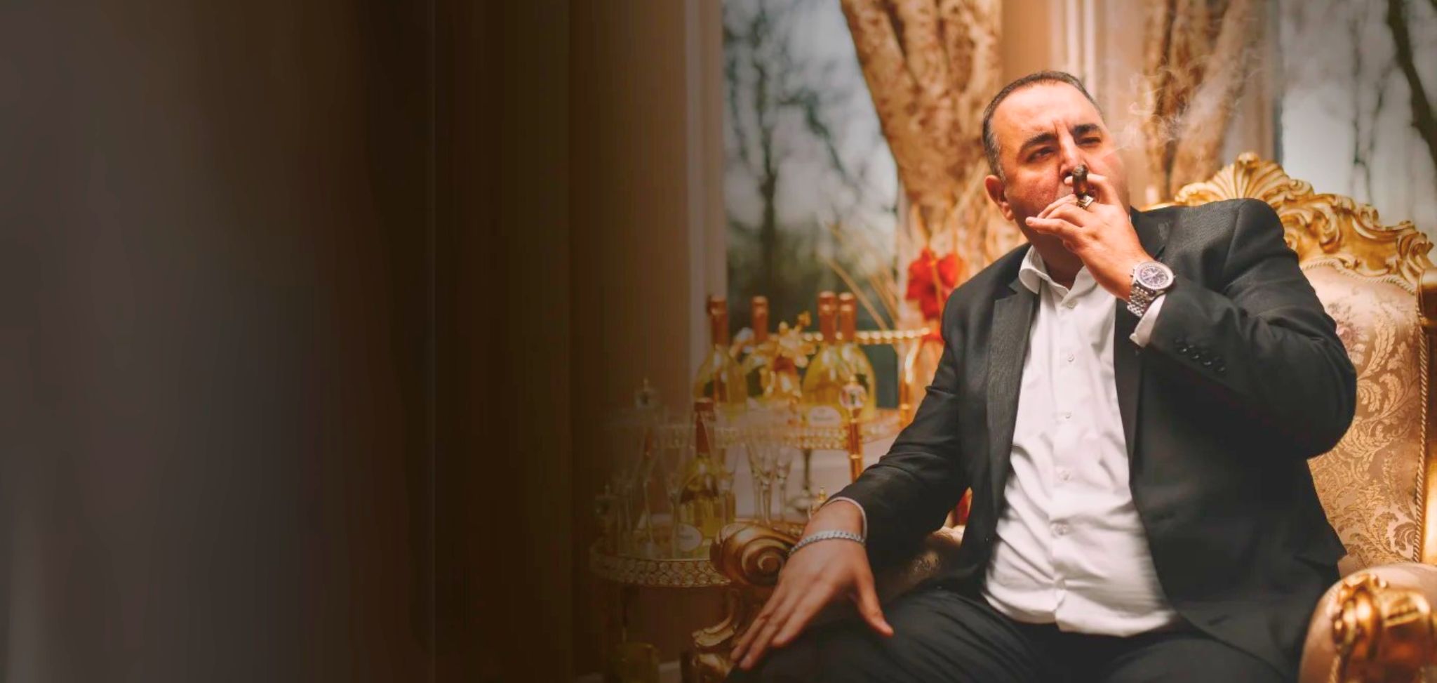 Miljonairsbrein | Salar Azimi